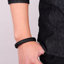 Load image into Gallery viewer, Meta Black Bracelet