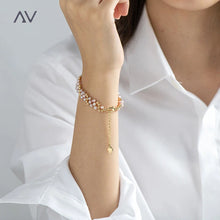 Load image into Gallery viewer, Natural Oval Pearl Twisted Bracelet