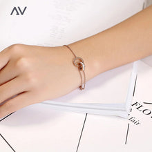 Load image into Gallery viewer, Roman Numeral Bracelet

