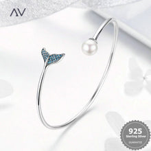 Load image into Gallery viewer, Mermaid&#39;s Tail Bracelet
