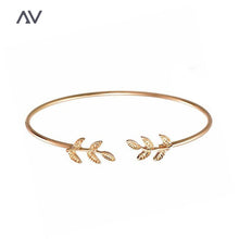 Load image into Gallery viewer, Gold Leaf Bracelet
