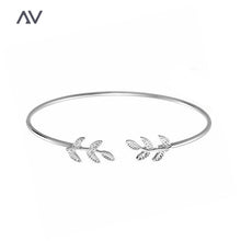 Load image into Gallery viewer, Silver Leaf Bracelet
