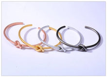 Load image into Gallery viewer, Knot Bracelet Silver
